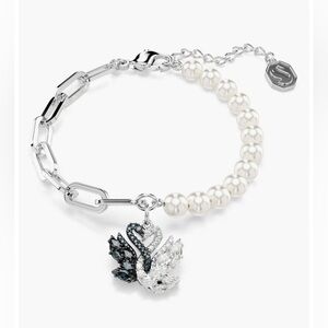 Swarovski Silver and White Pearl Swan Bracelet NWT